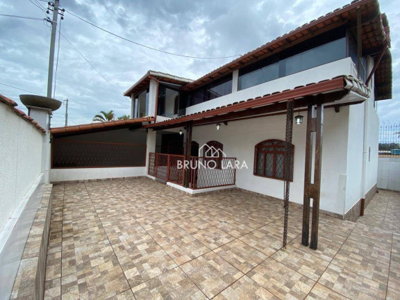 Casa com 6 Quartos à Venda, 300 m² em Jardim Das Roseiras - Igarapé