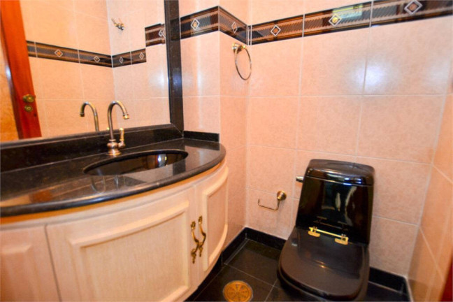 Foto do imóvel Apartamento com 4 Quartos à Venda, 220 m² em Vila Monumento - São Paulo