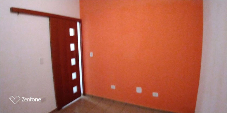 Imagem Sobrado com 4 Quartos à Venda, 200 m² em Interlagos - São Paulo