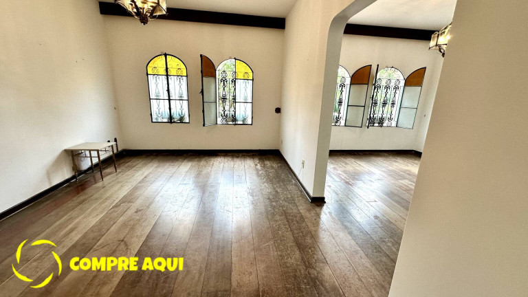 Imagem Casa com 3 Quartos à Venda, 285 m² em Sumaré - São Paulo