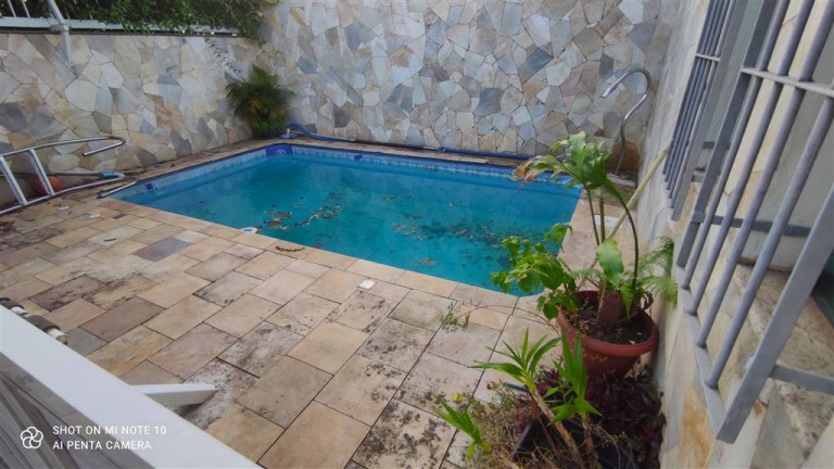 Imagem Casa com 3 Quartos à Venda, 68 m² em Balneario Florida - Praia Grande Imagem Casa com 3 Quartos à Venda, 68 m² em Balneario Florida - Praia Grande