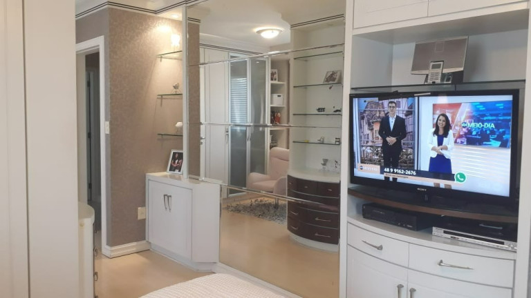 Imagem Cobertura com 3 Quartos à Venda, 204 m² em Centro - Florianópolis Imagem Cobertura com 3 Quartos à Venda, 204 m² em Centro - Florianópolis