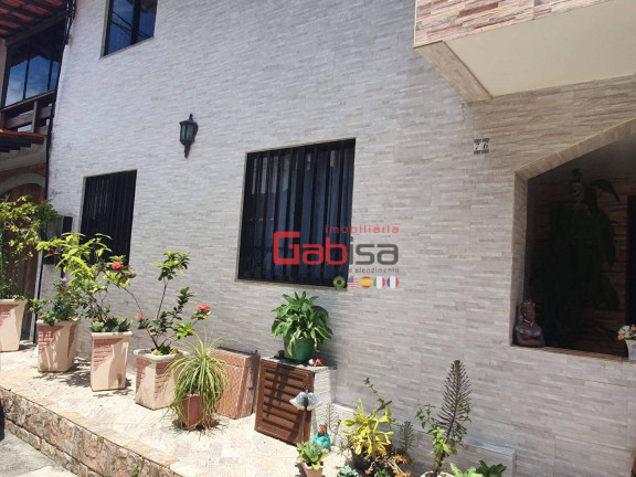 Imagem Casa com 7 Quartos à Venda, 300 m² em Braga - Cabo Frio Imagem Casa com 7 Quartos à Venda, 300 m² em Braga - Cabo Frio