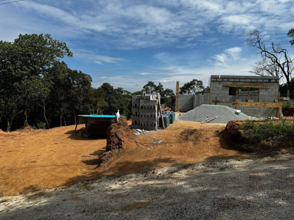 Imagem Casa com 3 Quartos à Venda, 520 m² em Jundiaizinho (terra Preta) - Mairiporã