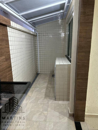 Imagem Casa com 3 Quartos à Venda, em Boqueirão - Santos Imagem Casa com 3 Quartos à Venda, em Boqueirão - Santos