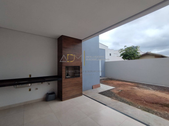 Imagem Casa com 3 Quartos à Venda, 250 m² em Jardim Ypê - Botucatu