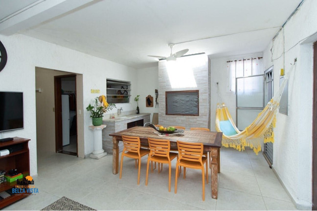 Casa com 3 Quartos à Venda,  em Indianópolis - São Paulo