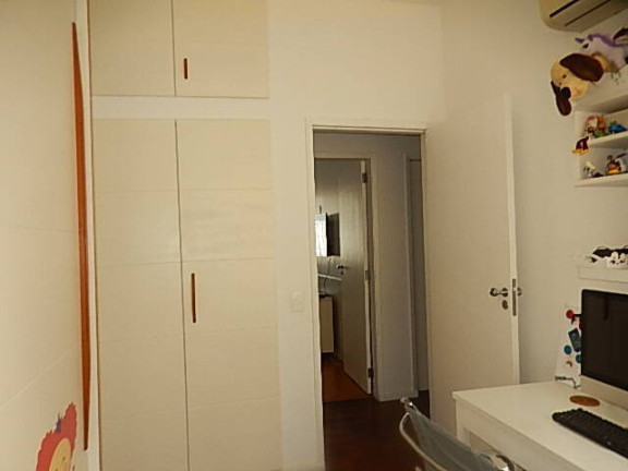 Imagem Apartamento com 3 Quartos à Venda, em Lagoa - Rio De Janeiro Imagem Apartamento com 3 Quartos à Venda, em Lagoa - Rio De Janeiro