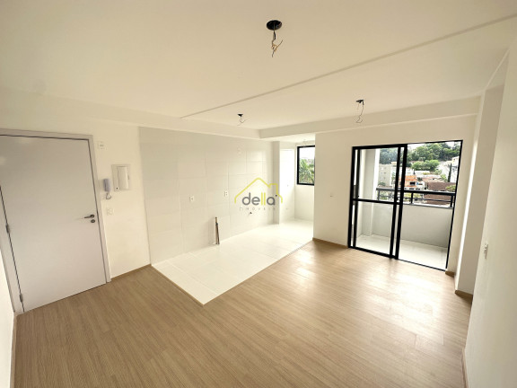Imagem Imóvel com 2 Quartos à Venda, 50 m² em Costa E Silva - Joinville
