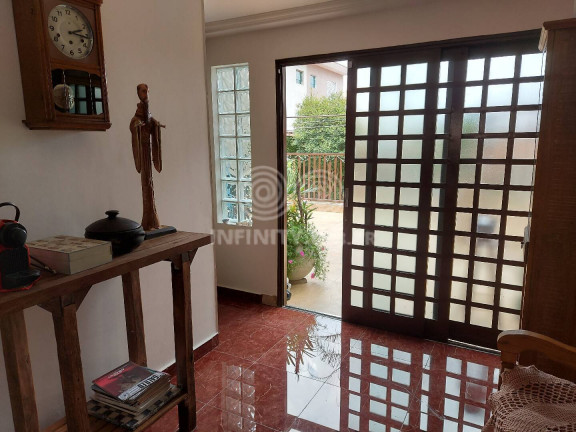 Imagem Casa com 3 Quartos à Venda, 255 m² em Campestre - Santo André