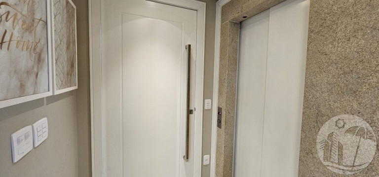 Imagem Apartamento com 5 Quartos à Venda, 261 m² em Centro - Balneário Camboriú