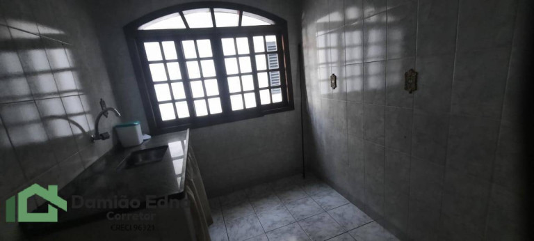 Imagem Casa com 3 Quartos à Venda, 230 m² em Cidade Luiza - Jundiaí