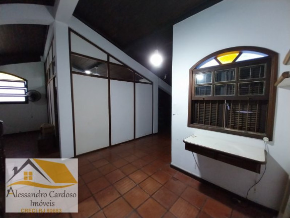 Imagem Casa com 5 Quartos à Venda, 145 m² em Charitas - Niterói