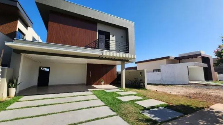 Imagem Casa com 4 Quartos à Venda, 321 m² em Condomínio Belvedere Ii - Cuiabá