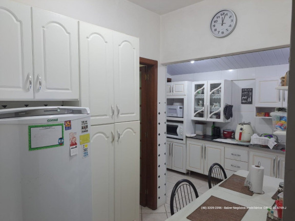 Imagem Casa com 4 Quartos à Venda, 148 m² em Itacorubi - Florianópolis