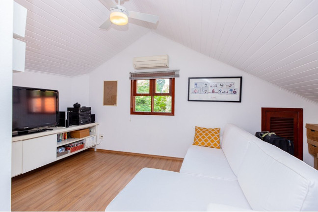Imagem Casa com 4 Quartos à Venda, 407 m² em Jardim Cordeiro - São Paulo Imagem Casa com 4 Quartos à Venda, 407 m² em Jardim Cordeiro - São Paulo
