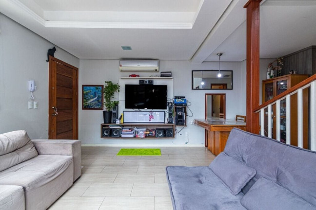 Imagem Casa de Condomínio com 3 Quartos à Venda, 168 m² em Santo Antônio - Porto Alegre