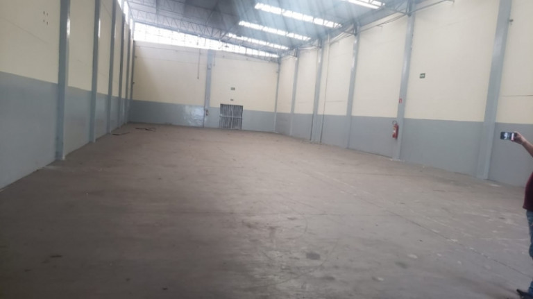 Casa para Alugar, 500 m² em Fazendinha - Santana De Parnaíba