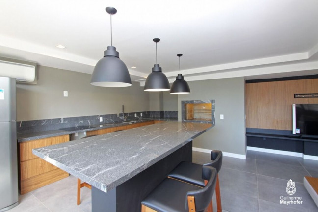Imagem Imóvel com 1 Quarto à Venda, 34 m² em Auxiliadora - Porto Alegre Imagem Imóvel com 1 Quarto à Venda, 34 m² em Auxiliadora - Porto Alegre