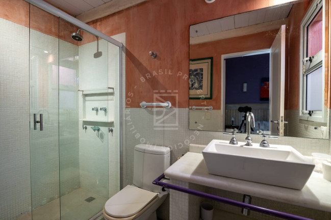 Imagem Casa com 6 Quartos à Venda, 1 m² em Barra Do Una - São Sebastião Imagem Casa com 6 Quartos à Venda, 1 m² em Barra Do Una - São Sebastião