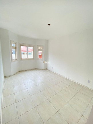 Imagem Casa com 3 Quartos à Venda, 124 m² em Guaruja - Porto Alegre