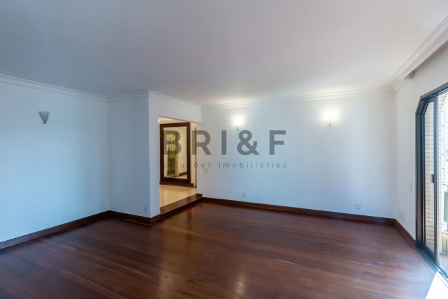 Imagem Apartamento com 3 Quartos para Alugar, 240 m² em Itaim Bibi - São Paulo