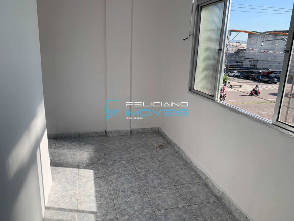 Imagem Kitnet à Venda, 32 m² em Boqueirão - Praia Grande Imagem Kitnet à Venda, 32 m² em Boqueirão - Praia Grande