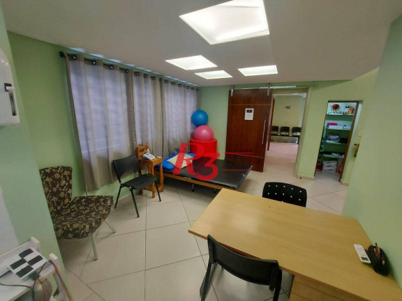 Imagem Casa com 9 Quartos à Venda, 300 m² em Vila Belmiro - Santos Imagem Casa com 9 Quartos à Venda, 300 m² em Vila Belmiro - Santos