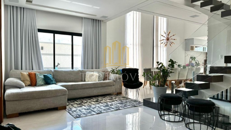 Imagem Casa de Condomínio com 3 Quartos à Venda, 257 m² em Bairro Da Floresta - São José Dos Campos Imagem Casa de Condomínio com 3 Quartos à Venda, 257 m² em Bairro Da Floresta - São José Dos Campos