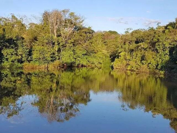 Chácara à Venda, 1.270 m² em Anápolis