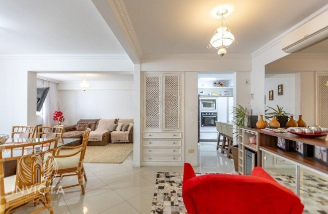 Imagem Apartamento com 3 Quartos à Venda, 110 m² em Pioneiros - Balneário Camboriú