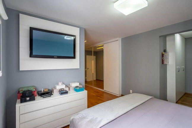 Imagem Apartamento com 3 Quartos à Venda, 185 m² em Vila Sofia - São Paulo