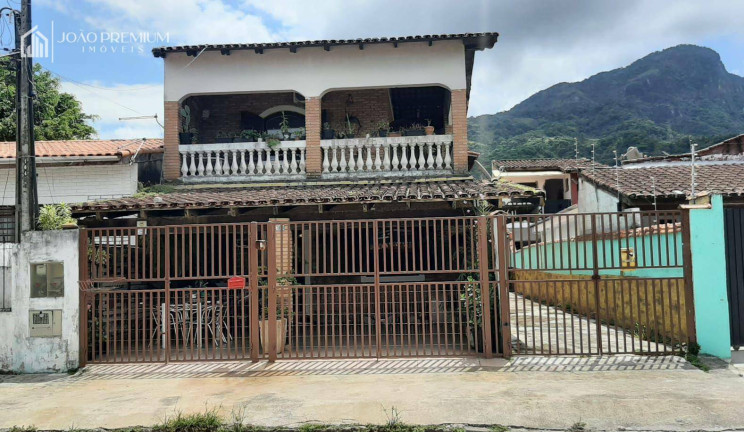 Casa com 3 Quartos à Venda, 300 m² em Jardim Jaqueira - Caraguatatuba