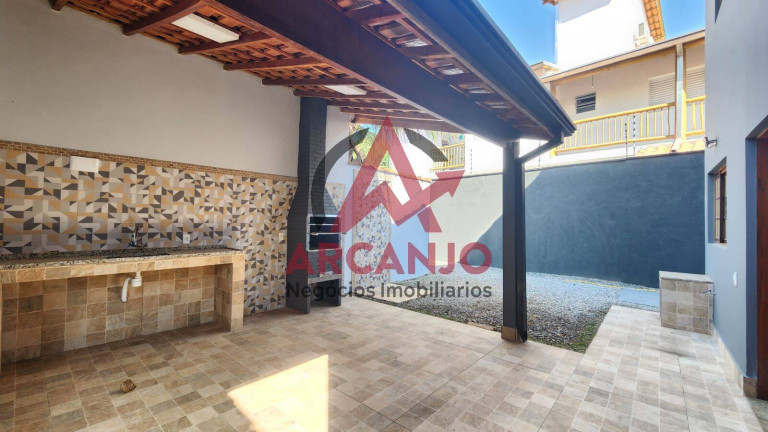 Imagem Casa com 6 Quartos à Venda, 200 m² em Pereque Açu - Ubatuba Imagem Casa com 6 Quartos à Venda, 200 m² em Pereque Açu - Ubatuba