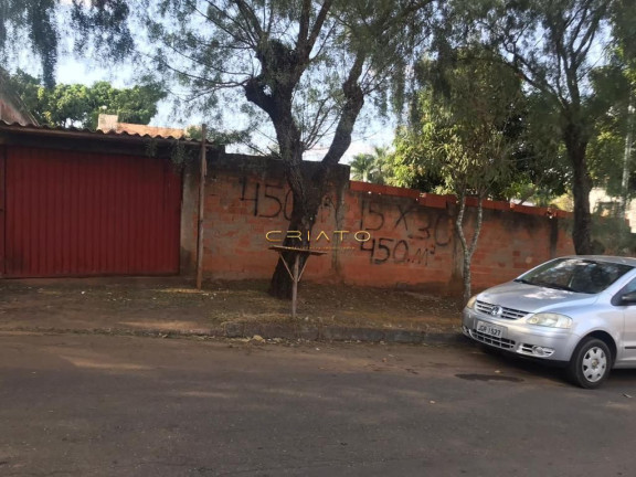 Terreno à Venda, 450 m² em Cidade Jardim - Anápolis