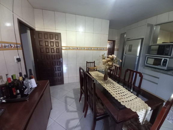 Imagem Imóvel com 7 Quartos à Venda, 170 m² em Ressacada - Garopaba Imagem Imóvel com 7 Quartos à Venda, 170 m² em Ressacada - Garopaba