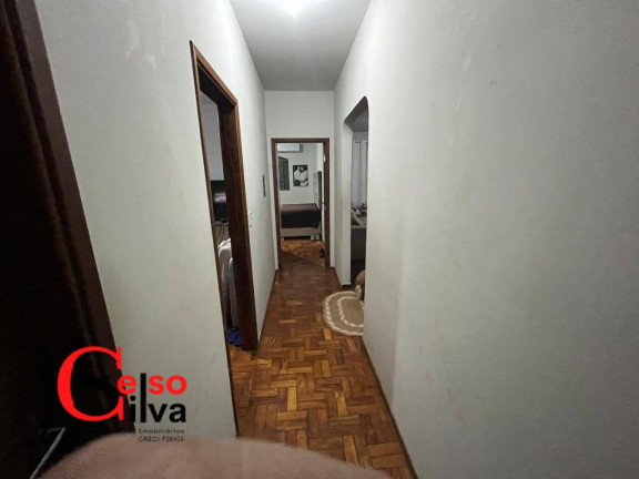 Imagem Casa com 3 Quartos à Venda, 360 m² em Maringá