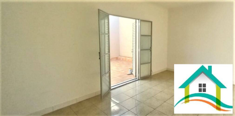 Imagem Sobrado com 2 Quartos à Venda, 85 m² em Santa Maria - Santo André