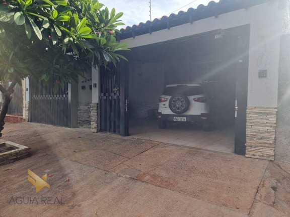 Imagem Casa com 3 Quartos à Venda, 204 m² em Centro - Campo Grande