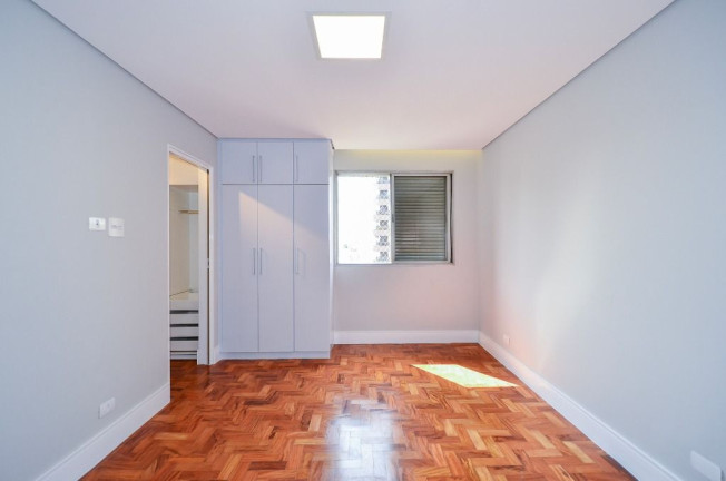 Imagem Apartamento com 3 Quartos à Venda, 137 m² em Itaim - São Paulo