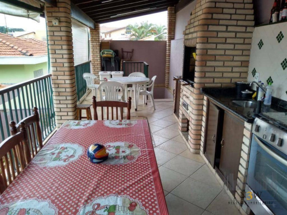 Casa com 3 Quartos à Venda, 230 m² em Parque São Domingos - São Paulo