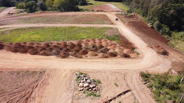 Imagem Terreno à Venda, 242 m² em Sao Joao - Bento Gonçalves Imagem Terreno à Venda, 242 m² em Sao Joao - Bento Gonçalves