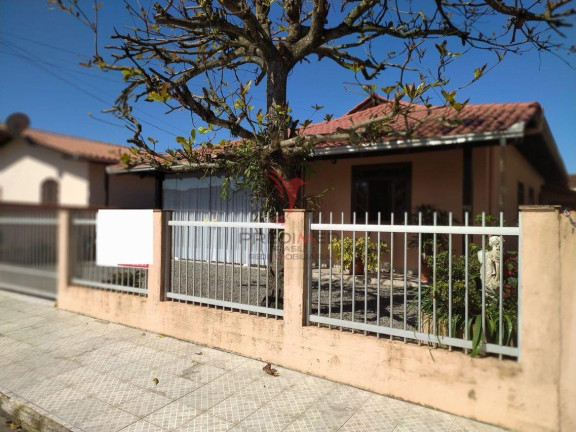 Imagem Casa com 3 Quartos à Venda, 170 m² em Centro - Penha Imagem Casa com 3 Quartos à Venda, 170 m² em Centro - Penha
