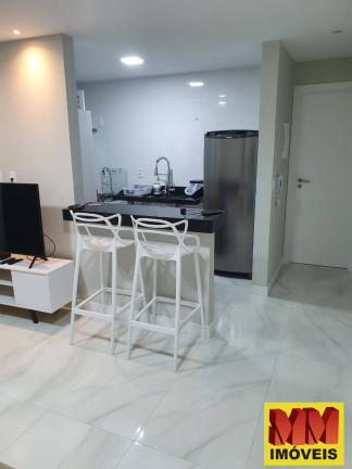 Imagem Apartamento com 2 Quartos à Venda, 85 m² em Algodoal - Cabo Frio