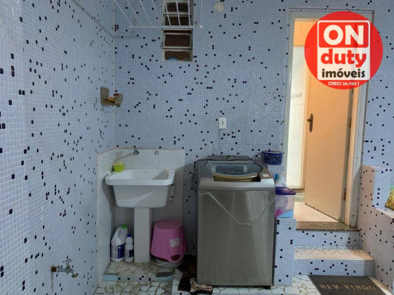 Imagem Sobrado com 3 Quartos à Venda, 161 m² em Boqueirão - Santos