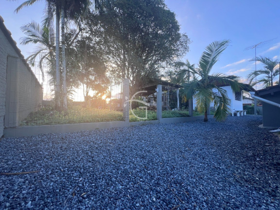 Imagem Casa com 3 Quartos à Venda,  em Floresta - Joinville
