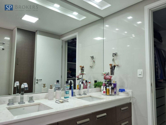 Imagem Apartamento com 3 Quartos à Venda, 238 m² em Vila Suzana - São Paulo