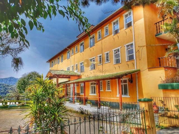 Imagem Apartamento com 20 Quartos à Venda, 4.200 m² em Tijuca - Teresópolis