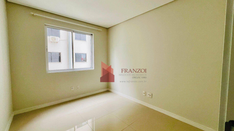 Imagem Apartamento com 3 Quartos à Venda, 98 m² em Centro - Itajaí