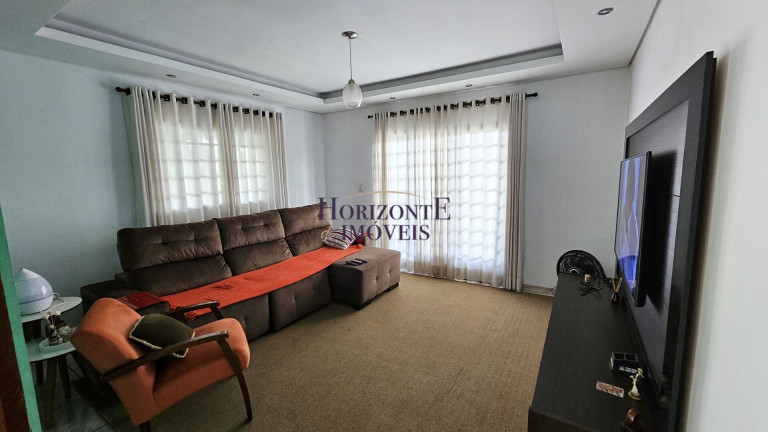 Imagem Casa com 3 Quartos à Venda, 310 m² em Vila Rica - Campo Grande Imagem Casa com 3 Quartos à Venda, 310 m² em Vila Rica - Campo Grande